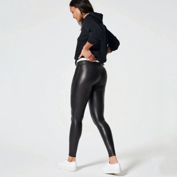 SPANXshape Faux Leather legging - Picture 7 of 10